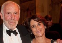 Two Generations of Givers: How the Simons Family Passed on the Philanthropy Gene
